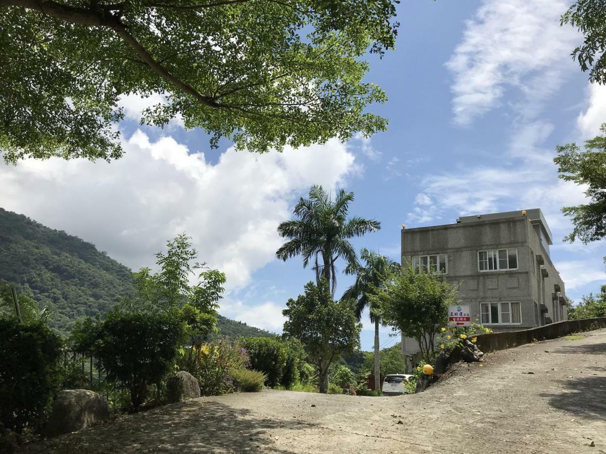Chihpen Lucky Hot Spring B&B Wenquan Dış mekan fotoğraf